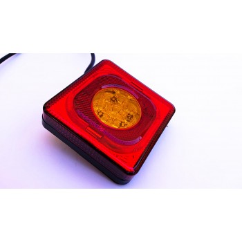 LED LUČ ZADAJ: POZICIJA - SMERNIK, REFLEKTOR